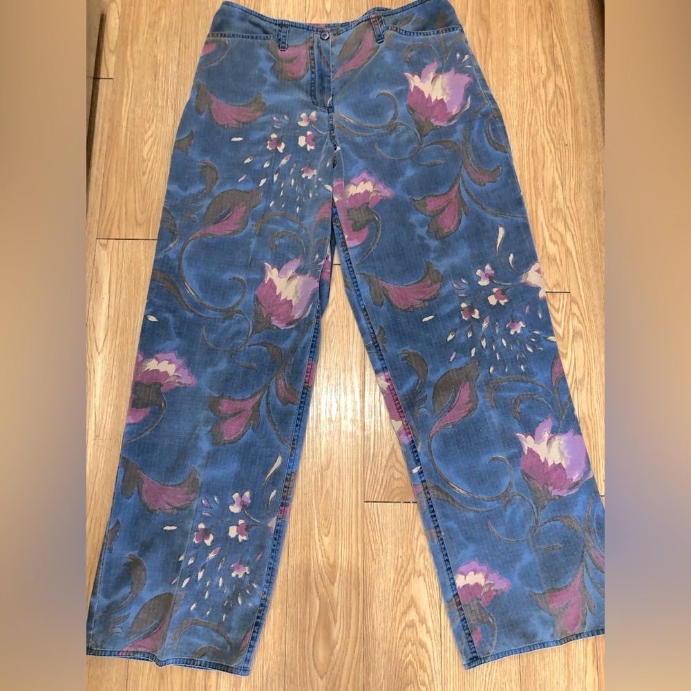 Vintage Hi rise, wide leg, floral, jeans
